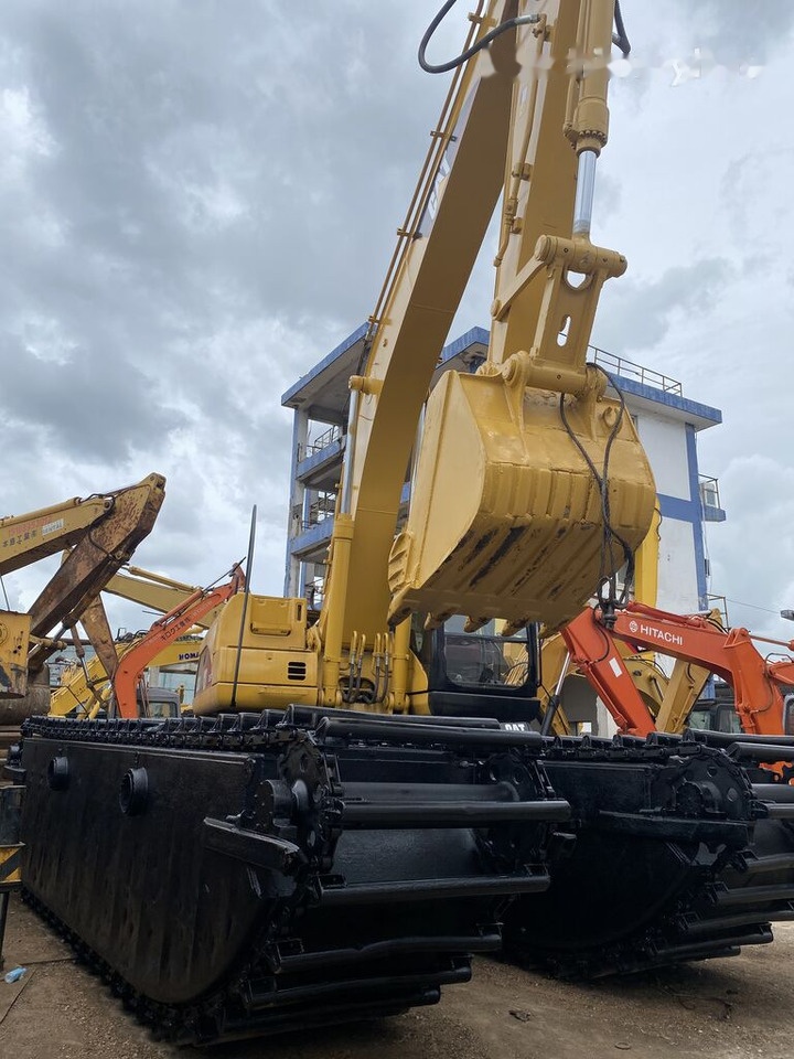Caterpillar 320CL - Excavadora anfibia: foto 1 Caterpillar 320CL - Excavadora anfibia: foto 1