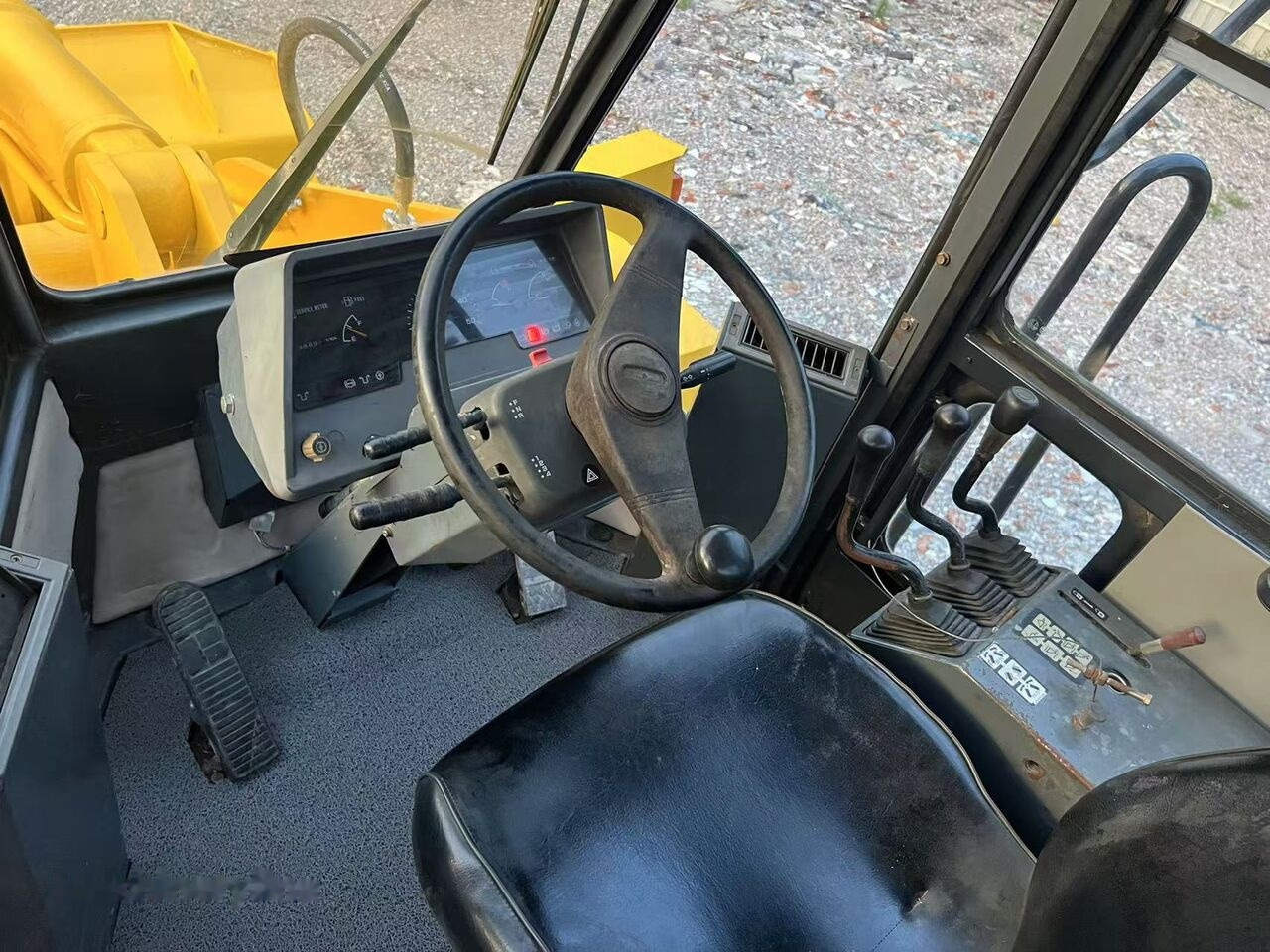Komatsu WA320-3 - Cargadora de ruedas: foto 5 Komatsu WA320-3 - Cargadora de ruedas: foto 5