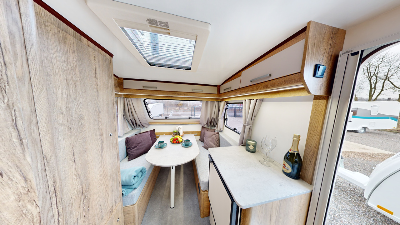 Caravana nuevo Niewiadów NT-SPORT przyczepa kempignowa caravan - best prices: foto 9 Caravana nuevo Niewiadów NT-SPORT przyczepa kempignowa caravan - best prices: foto 9