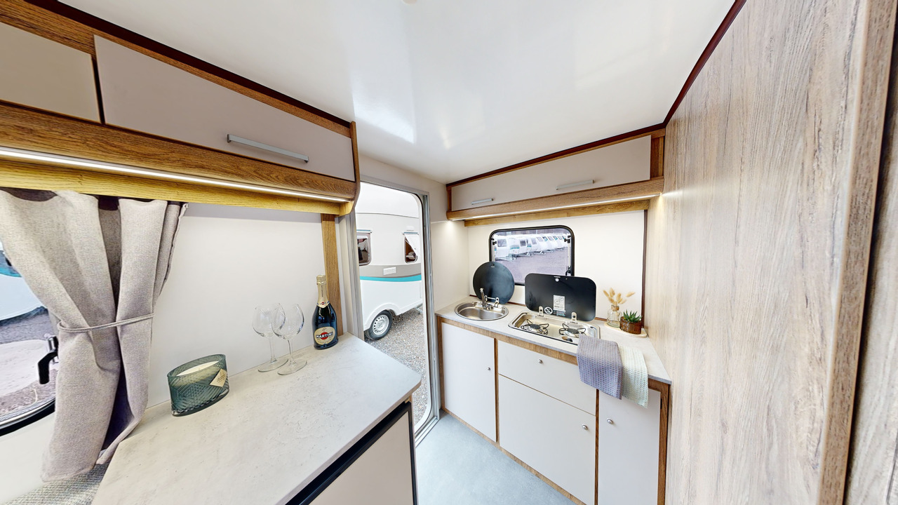 Caravana nuevo Niewiadów NT-SPORT przyczepa kempignowa caravan - best prices: foto 6 Caravana nuevo Niewiadów NT-SPORT przyczepa kempignowa caravan - best prices: foto 6