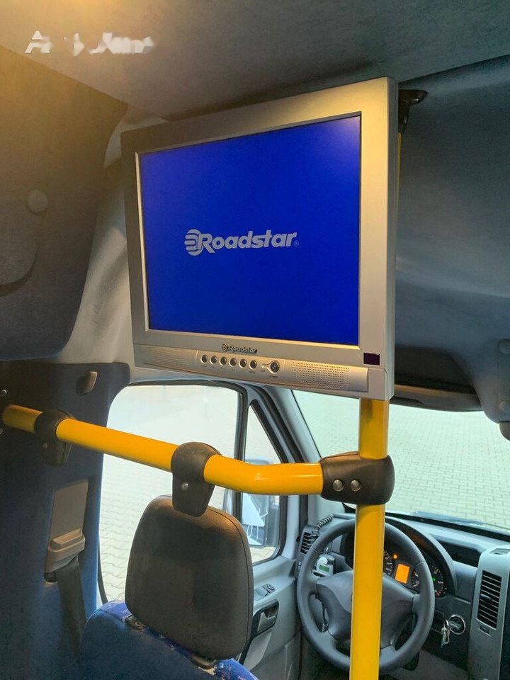 Foto del interior 1: Minibús, Furgoneta de pasajeros Mercedes-Benz Sprinter 515 CDI- 21 PLACES + 5 STANDING