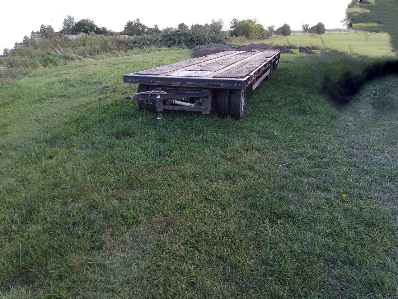 Langendorf 3 Achser Anhänger 9,4m Aufbau - Remolque plataforma/ Caja abierta: foto 1 Langendorf 3 Achser Anhänger 9,4m Aufbau - Remolque plataforma/ Caja abierta: foto 1