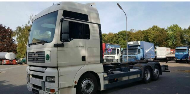 MAN 26.440 TGA BDF 6x2 German Truck - Camión chasis: foto 1 MAN 26.440 TGA BDF 6x2 German Truck - Camión chasis: foto 1