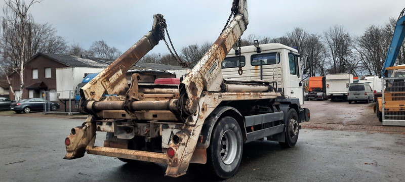 MAN M38 - Camión portacontenedor de cadenas: foto 4 MAN M38 - Camión portacontenedor de cadenas: foto 4