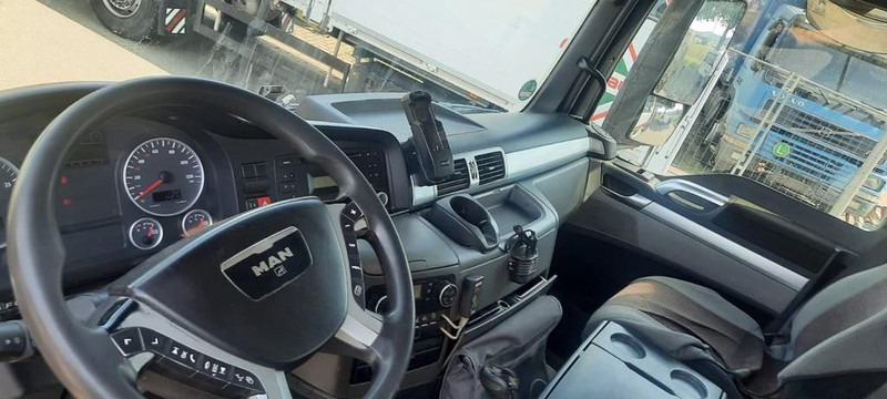 Arrendamiento de MAN TGS 26.400 Kipper Mit Kran/Funk MAN TGS 26.400 Kipper Mit Kran/Funk: foto 8