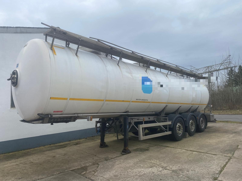 Magyar A1 - Semirremolque cisterna: foto 1 Magyar A1 - Semirremolque cisterna: foto 1