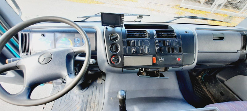 Arrendamiento de Mercedes-Benz 1828K 4x2 Kipper KRAN+Funk/Greifer Mercedes-Benz 1828K 4x2 Kipper KRAN+Funk/Greifer: foto 8