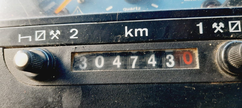 Arrendamiento de Mercedes-Benz 1828K 4x2 Kipper KRAN+Funk/Greifer Mercedes-Benz 1828K 4x2 Kipper KRAN+Funk/Greifer: foto 10