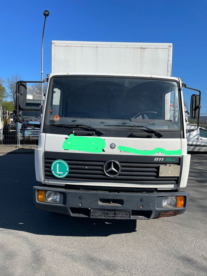 Mercedes-Benz 811 Koffer Blatt/Blatt Gefedert - Furgoneta caja cerrada: foto 3 Mercedes-Benz 811 Koffer Blatt/Blatt Gefedert - Furgoneta caja cerrada: foto 3