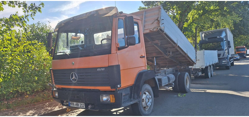 Mercedes-Benz - Camión volquete: foto 3 Mercedes-Benz - Camión volquete: foto 3