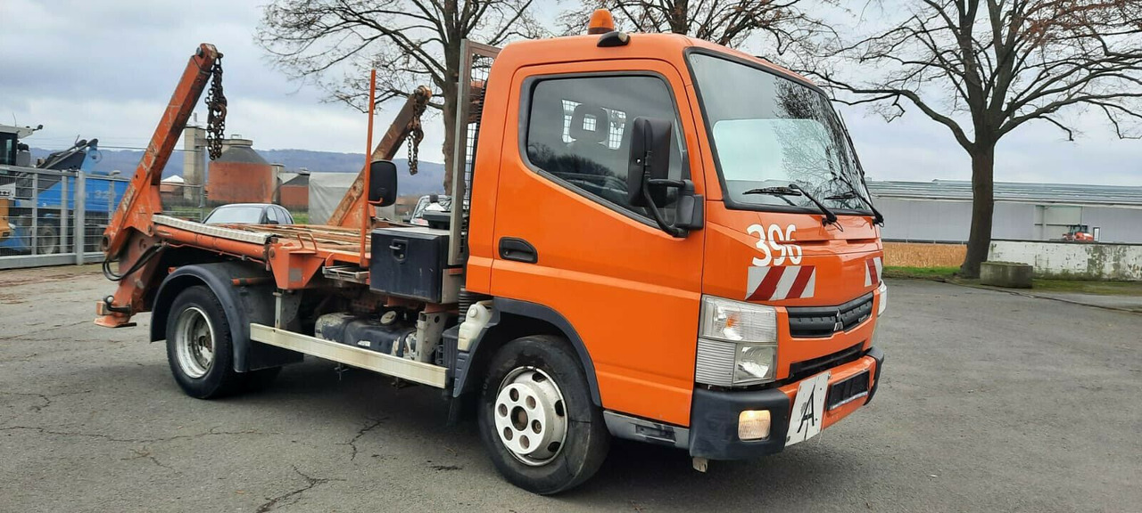 Mitsubishi Canter Absetzer Klima AHK Diff/Sperre - Camión portacontenedor de cadenas: foto 1 Mitsubishi Canter Absetzer Klima AHK Diff/Sperre - Camión portacontenedor de cadenas: foto 1