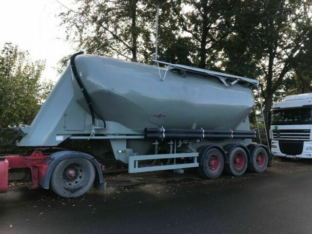 Spitzer SF 2734/2P Zement/Silo - Semirremolque cisterna: foto 1 Spitzer SF 2734/2P Zement/Silo - Semirremolque cisterna: foto 1