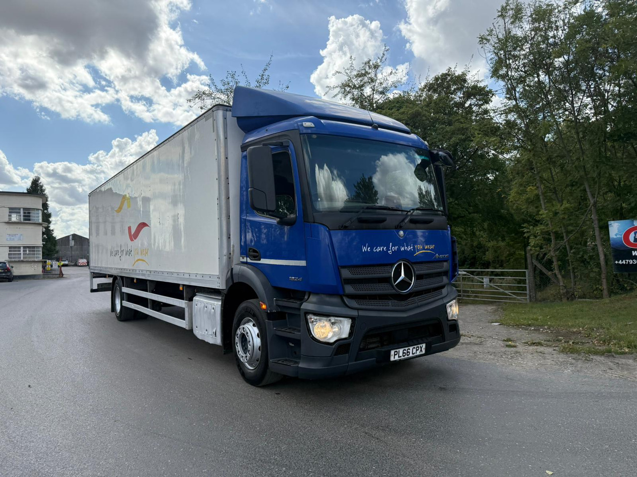 Camión caja cerrada 2016 Mercedes Antos 1824 Rigid Truck: foto 10 Camión caja cerrada 2016 Mercedes Antos 1824 Rigid Truck: foto 10