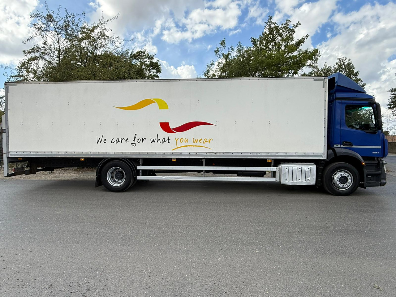 Camión caja cerrada 2016 Mercedes Antos 1824 Rigid Truck: foto 22 Camión caja cerrada 2016 Mercedes Antos 1824 Rigid Truck: foto 22