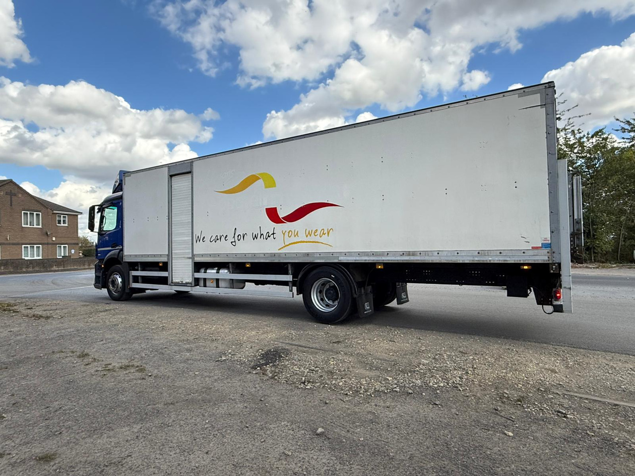 Camión caja cerrada 2016 Mercedes Antos 1824 Rigid Truck: foto 23 Camión caja cerrada 2016 Mercedes Antos 1824 Rigid Truck: foto 23
