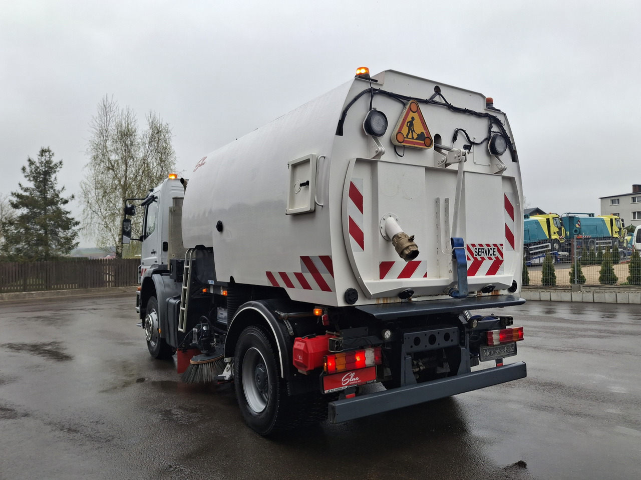 MERCEDES-BENZ Axor 1829 Zamiatarka Kehrmaschine Johnston 2 Motoren Karcher L/R - Barredora vial: foto 3 MERCEDES-BENZ Axor 1829 Zamiatarka Kehrmaschine Johnston 2 Motoren Karcher L/R - Barredora vial: foto 3