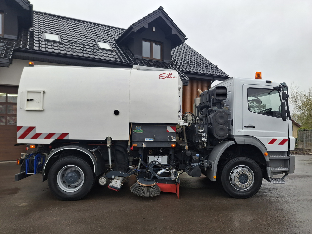 MERCEDES-BENZ Axor 1829 Zamiatarka Kehrmaschine Johnston 2 Motoren Karcher L/R - Barredora vial: foto 5 MERCEDES-BENZ Axor 1829 Zamiatarka Kehrmaschine Johnston 2 Motoren Karcher L/R - Barredora vial: foto 5