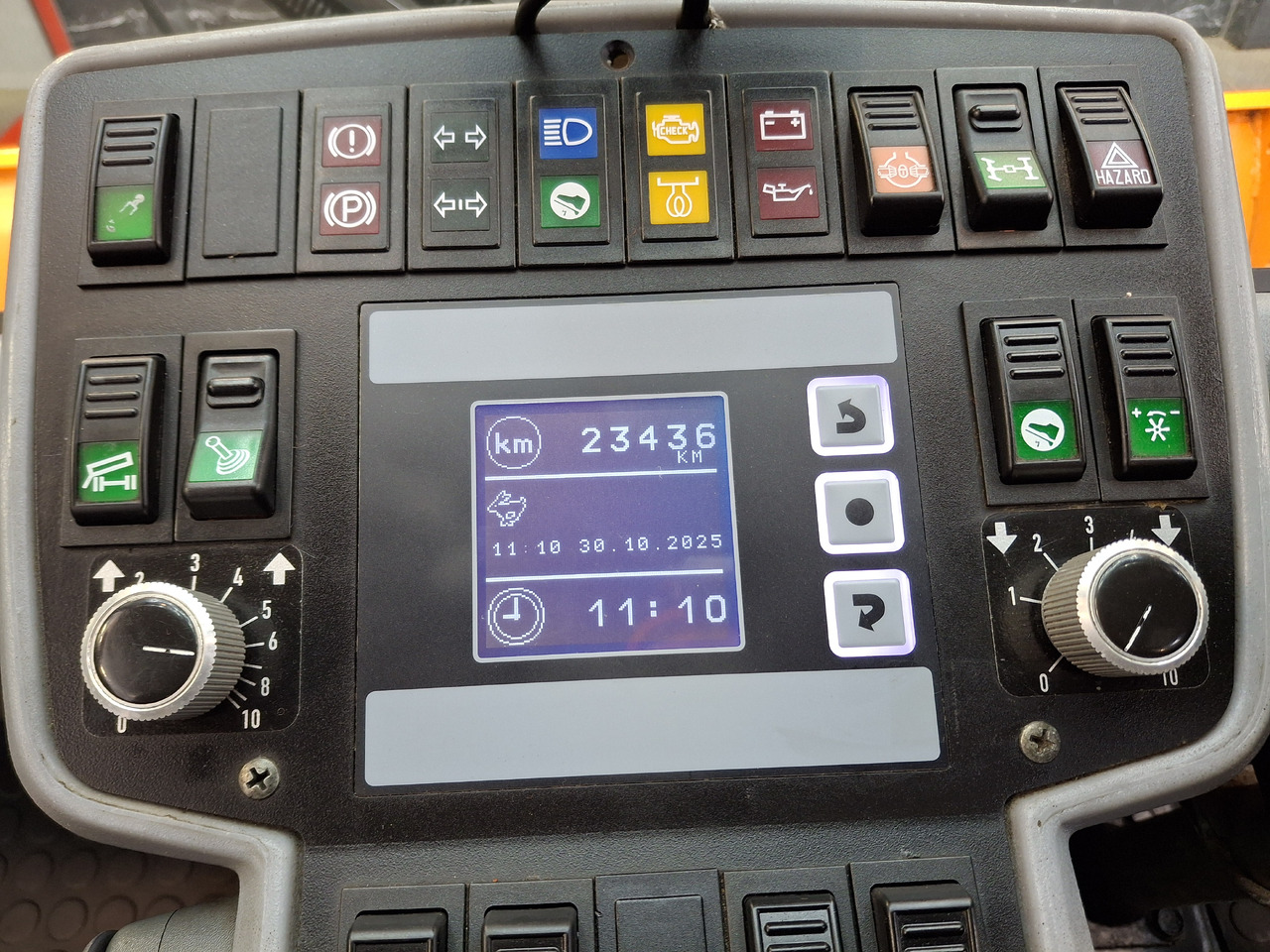 Tractor municipal Multicar Tremo X56 Kipper Wywrotka Schneepflug Winterdienst: foto 19