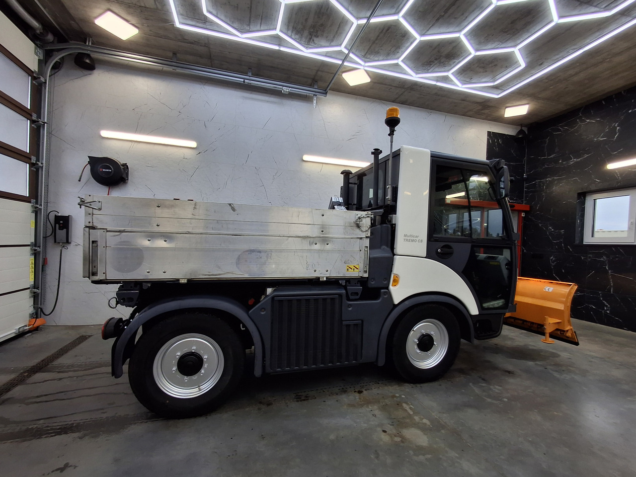 Tractor municipal Multicar Tremo X56 Kipper Wywrotka Schneepflug Winterdienst: foto 7