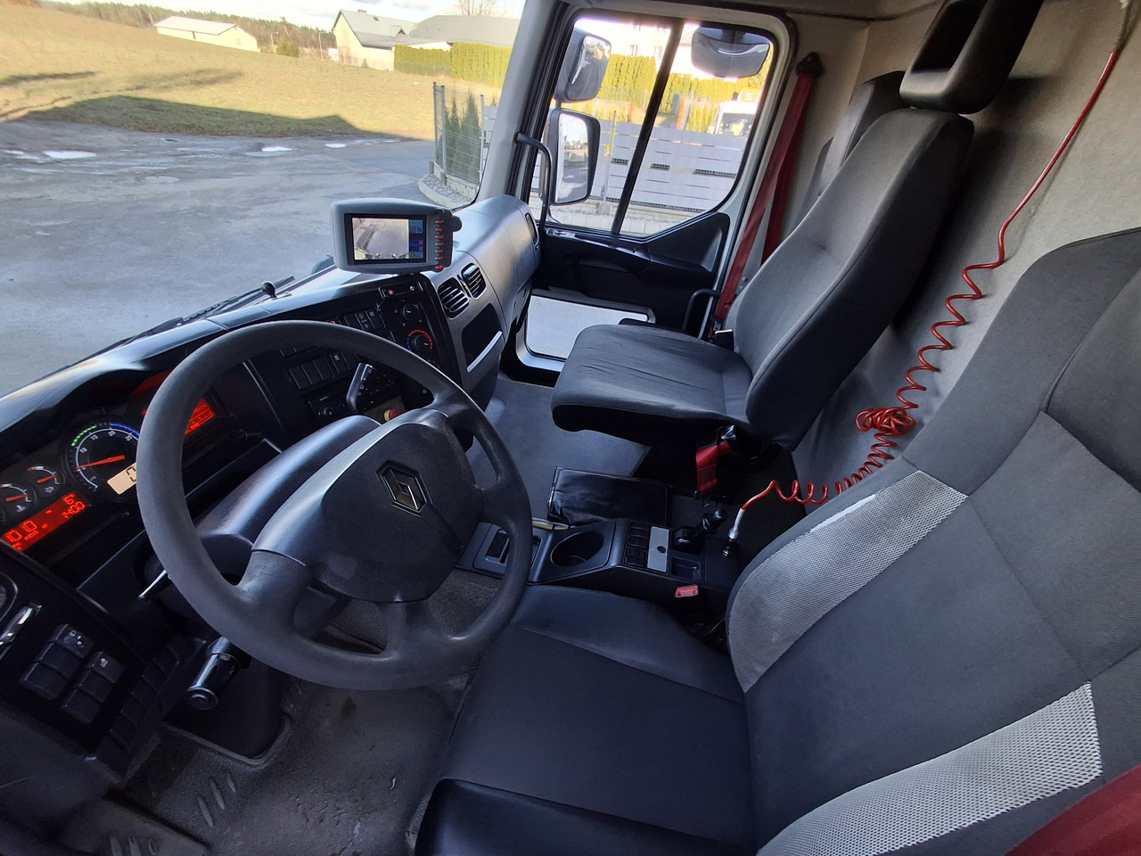 Camión de basura Renault D26 Śmieciarka Mullwagen Environnement VR5 LEV Euro 6: foto 32 Camión de basura Renault D26 Śmieciarka Mullwagen Environnement VR5 LEV Euro 6: foto 32