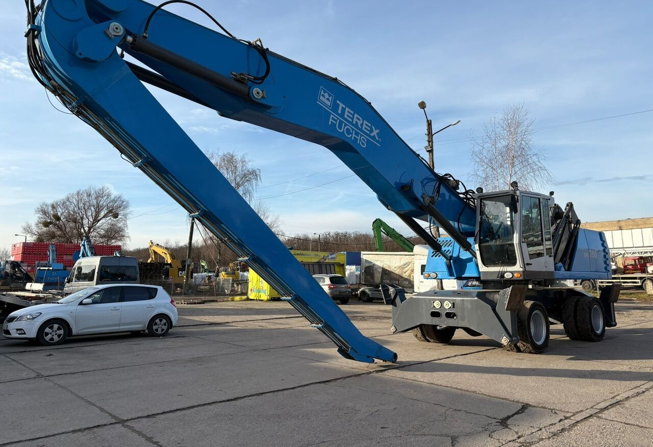 Terex-Fuchs Fuchs MHL 360 D - Manipulador de materiales: foto 3 Terex-Fuchs Fuchs MHL 360 D - Manipulador de materiales: foto 3