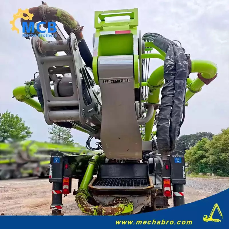 ZOOMLION ZLJ5441THBBE - Camión bomba de hormigón: foto 4 ZOOMLION ZLJ5441THBBE - Camión bomba de hormigón: foto 4