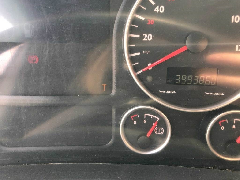 MAN TGA 26.480 6X2-2 BL - Limpieza de alcantarillado: foto 5 MAN TGA 26.480 6X2-2 BL - Limpieza de alcantarillado: foto 5