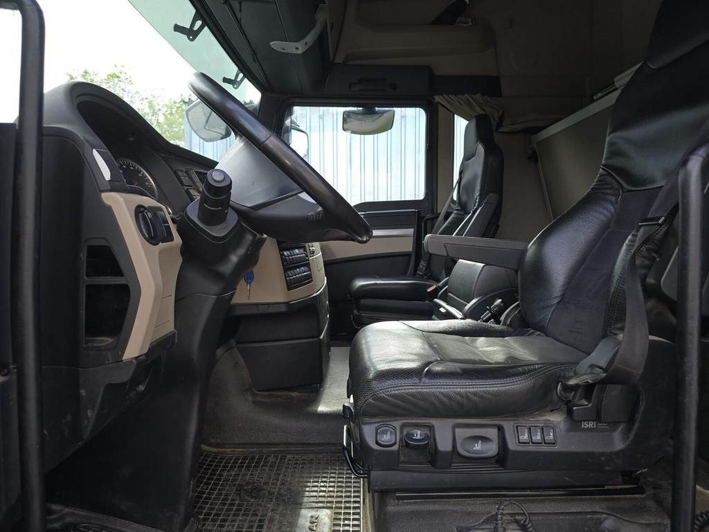 MAN TGX 26.580 6X4 EXTE - Camión forestal: foto 5 MAN TGX 26.580 6X4 EXTE - Camión forestal: foto 5