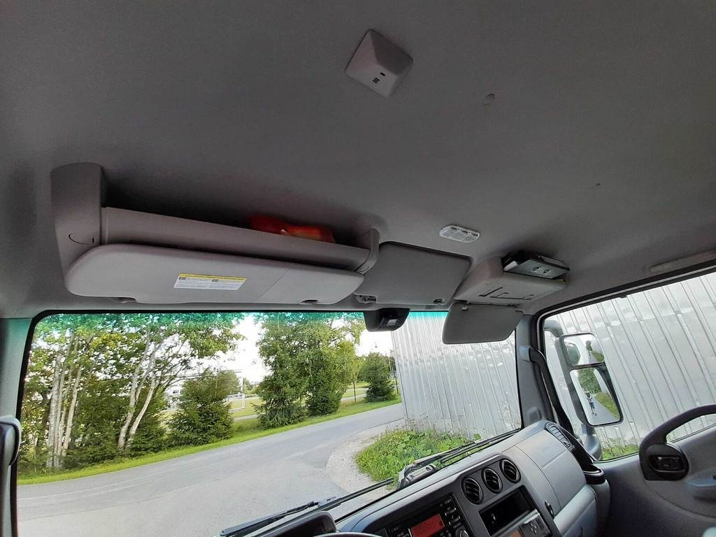 Camión caja cerrada Renault D CAB 4X2 EURO6: foto 8