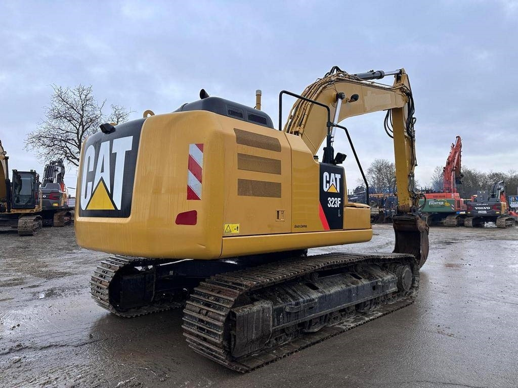 CAT 323 F L ( Vorgerüstet auf Trimble GCS900 3D ) - Excavadora de cadenas: foto 5 CAT 323 F L ( Vorgerüstet auf Trimble GCS900 3D ) - Excavadora de cadenas: foto 5