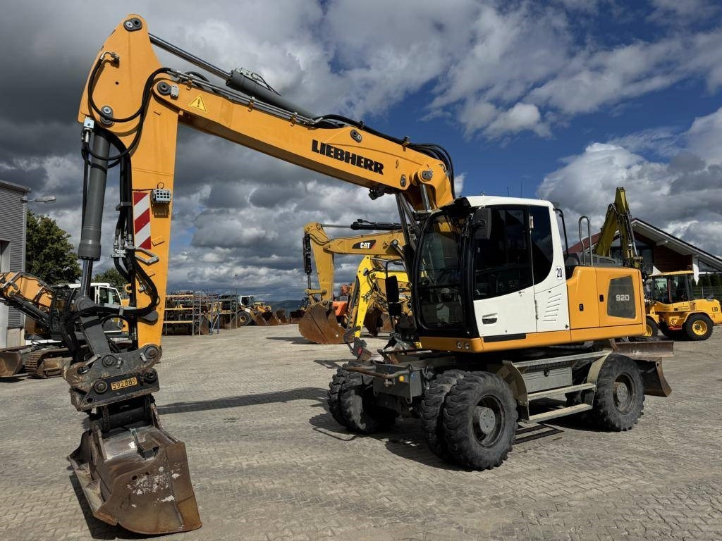 Liebherr A 920 Litronic  - Excavadora de ruedas: foto 3 Liebherr A 920 Litronic  - Excavadora de ruedas: foto 3