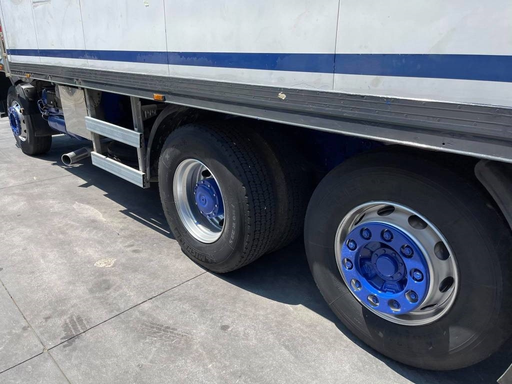 Arrendamiento de Mercedes-Benz 2435L  Mercedes-Benz 2435L: foto 15