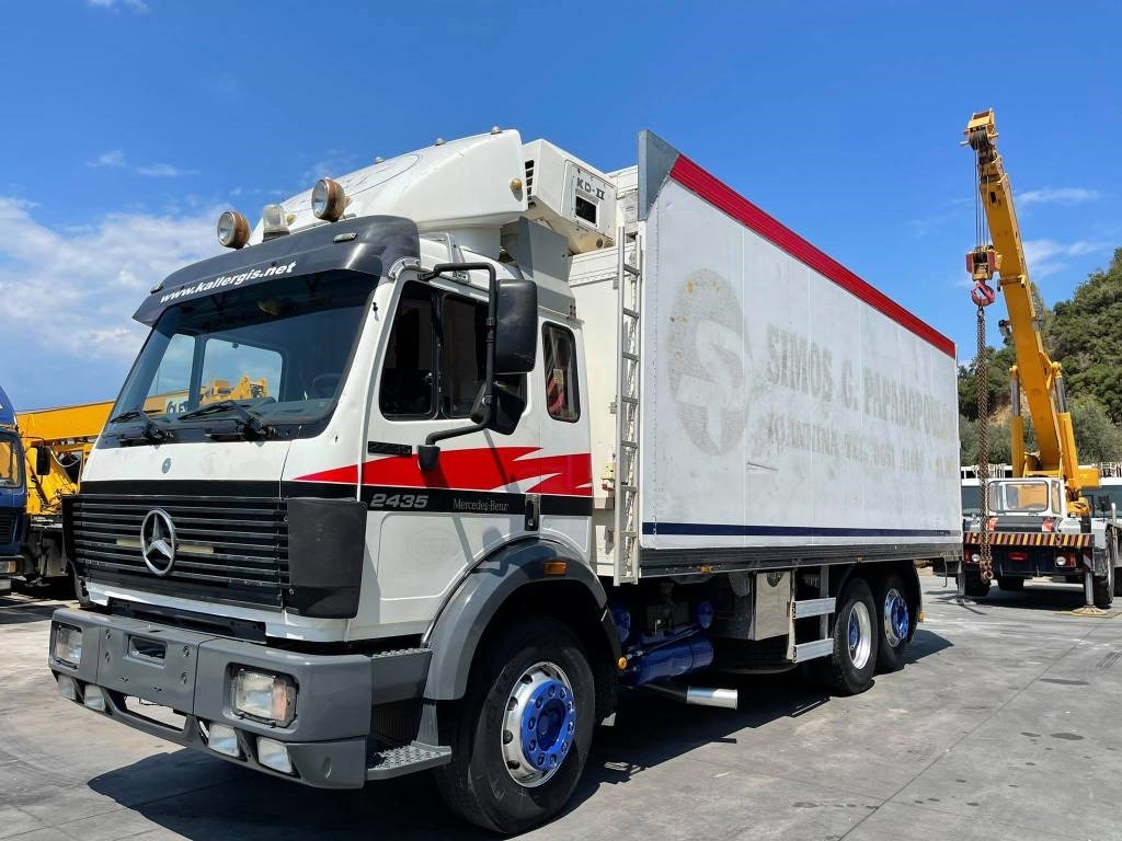 Arrendamiento de Mercedes-Benz 2435L  Mercedes-Benz 2435L: foto 6