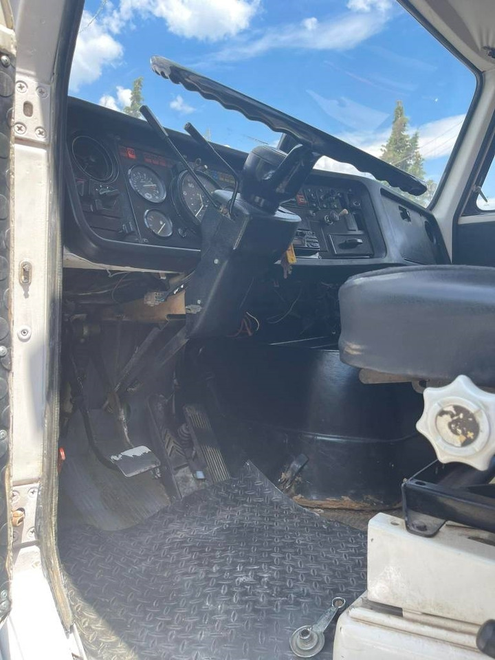 Camión volquete Volvo N10 ST: foto 15