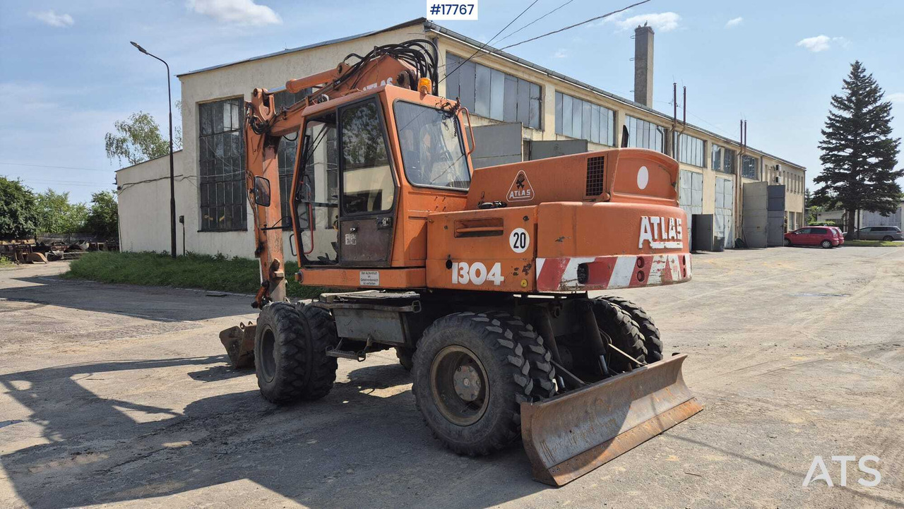 Arrendamiento de  ATLAS 1304 wheeled excavator (1993) ATLAS 1304 wheeled excavator (1993): foto 12