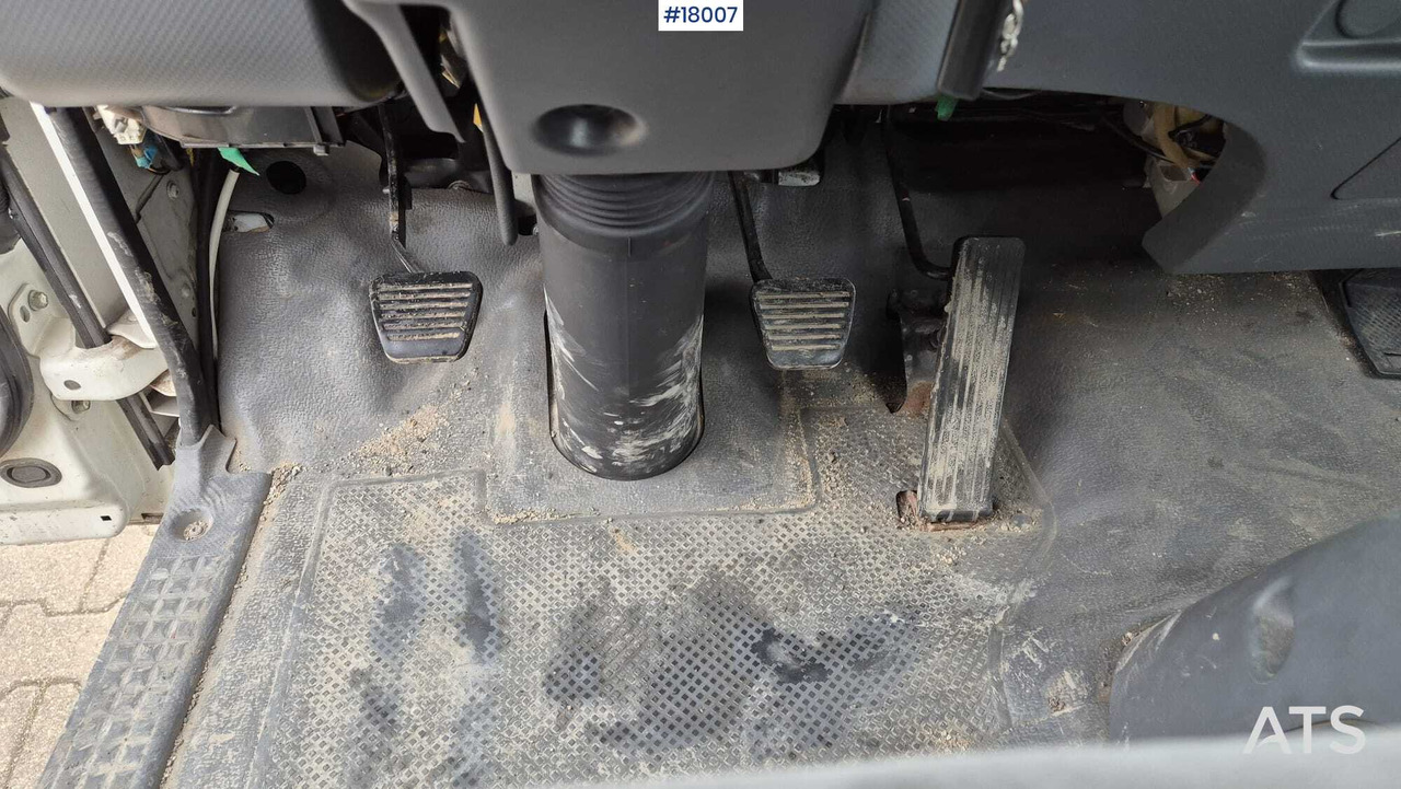 Arrendamiento de  Car ISUZU N2R (2013) platform with HDS DN 4.0/2 (2021) Car ISUZU N2R (2013) platform with HDS DN 4.0/2 (2021): foto 19