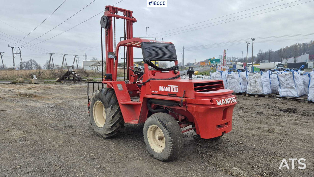 Carretilla todo terreno Rough terrain forklift MANITOU MB 30N (1993): foto 8