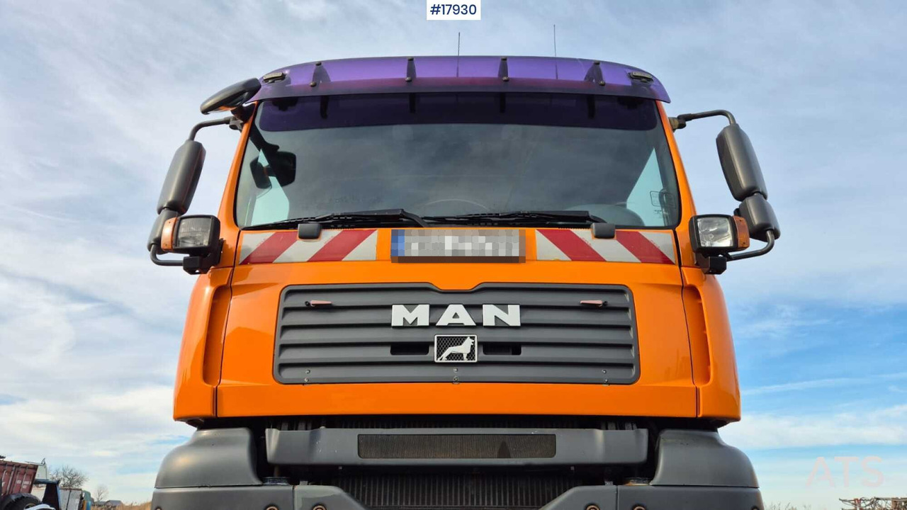 Tipper/sand spreader MAN TGA 18.320 (2007) - Camión volquete: foto 3 Tipper/sand spreader MAN TGA 18.320 (2007) - Camión volquete: foto 3