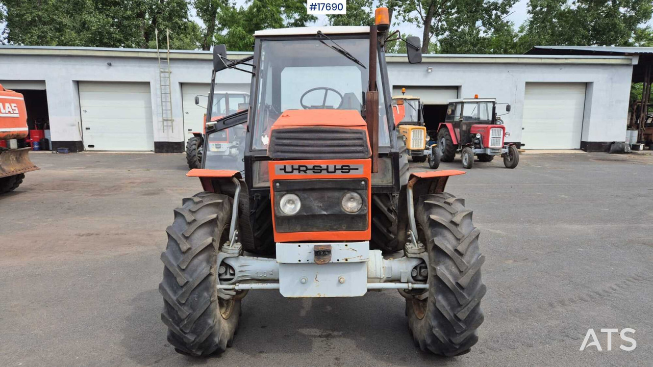 URSUS 914 tractor (1989) - Tractor: foto 2 URSUS 914 tractor (1989) - Tractor: foto 2