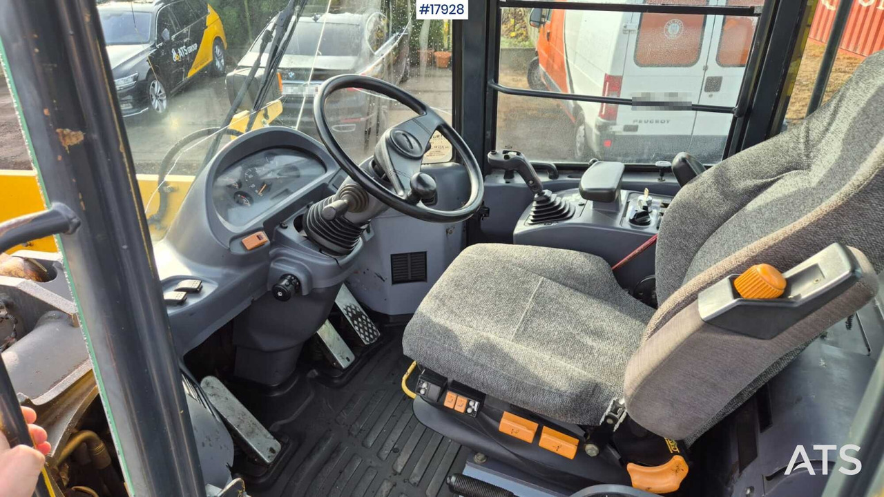 Arrendamiento de  Wheel loader KOMATSU WA320-5H (2005) Wheel loader KOMATSU WA320-5H (2005): foto 14