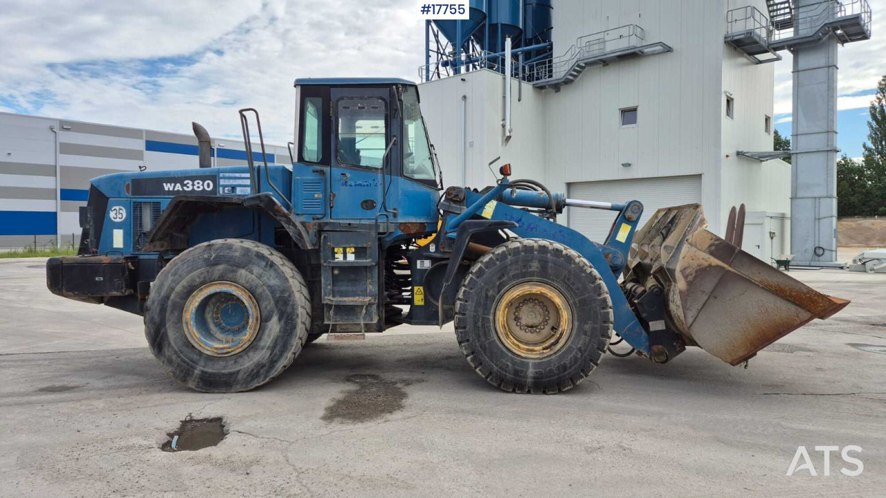 Wheel loader KOMATSU WA380 5H (2002) - Cargadora de ruedas: foto 3 Wheel loader KOMATSU WA380 5H (2002) - Cargadora de ruedas: foto 3