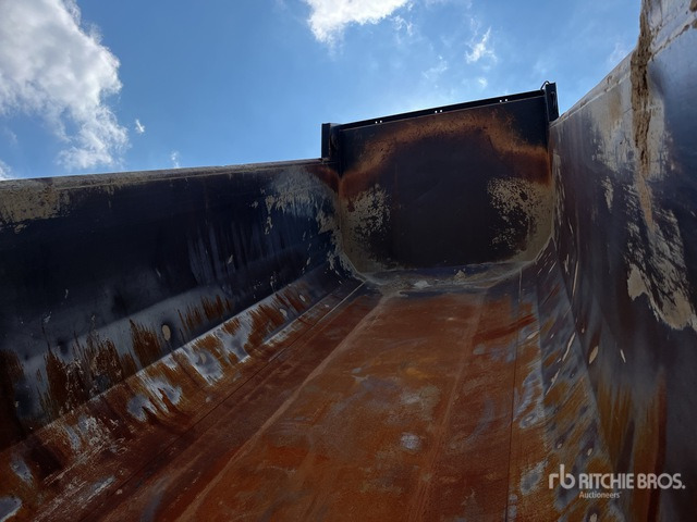 2006 MAN TGA41.430 8x8 Twin-Steer Sleeper T/A Dump Truck - Camión volquete: foto 4 2006 MAN TGA41.430 8x8 Twin-Steer Sleeper T/A Dump Truck - Camión volquete: foto 4