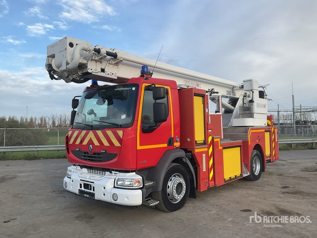 2009 Renault Midlum 280 4x2 C/W 2009 Gimaex 280 Boom Lift Fire Truck - Camión de bomberos: foto 1 2009 Renault Midlum 280 4x2 C/W 2009 Gimaex 280 Boom Lift Fire Truck - Camión de bomberos: foto 1