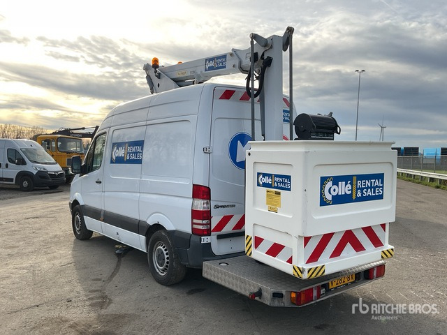 Mercedes-Benz mobiele kraan - Camión con plataforma elevadora: foto 3 Mercedes-Benz mobiele kraan - Camión con plataforma elevadora: foto 3