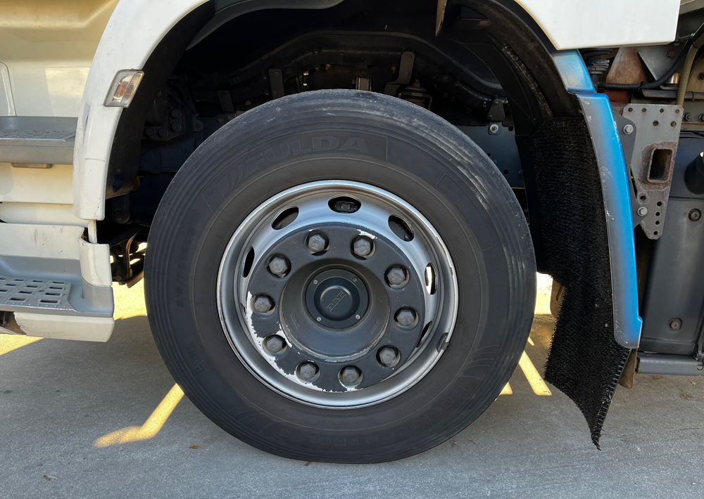 Camión frigorífico DAF CF 370 // 2017 Rok // 4x2 // Chłodnia Carrier Supra 1150 // Kabina Sypialna // Winda //: foto 17