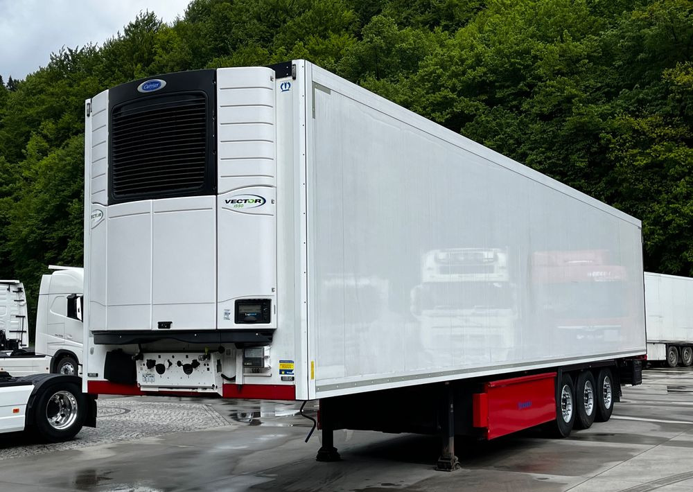 Krone Chłodnia // 2015 // Kosz Paletowy // Oś podnoszona // SAF // - Semirremolque frigorífico: foto 1 Krone Chłodnia // 2015 // Kosz Paletowy // Oś podnoszona // SAF // - Semirremolque frigorífico: foto 1