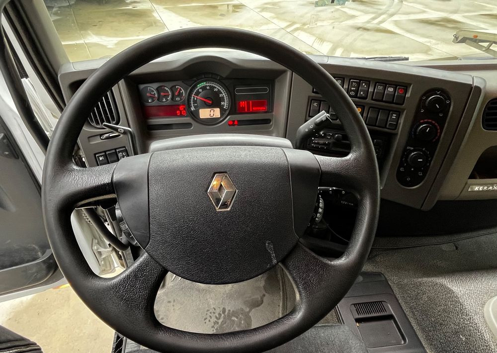 Renault Kerax 380 EEV // Skrzynia Burtowa // HIAB XS166 Hipro + Radio // Zwolnice // // - Camión caja abierta, Camión grúa: foto 5 Renault Kerax 380 EEV // Skrzynia Burtowa // HIAB XS166 Hipro + Radio // Zwolnice // // - Camión caja abierta, Camión grúa: foto 5