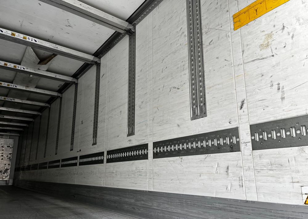 Semirremolque frigorífico Schmitz Cargobull Chłodnia // Doppelstock // Oś podnoszona // Kosz Paletowy // Idealna!!!: foto 12 Semirremolque frigorífico Schmitz Cargobull Chłodnia // Doppelstock // Oś podnoszona // Kosz Paletowy // Idealna!!!: foto 12