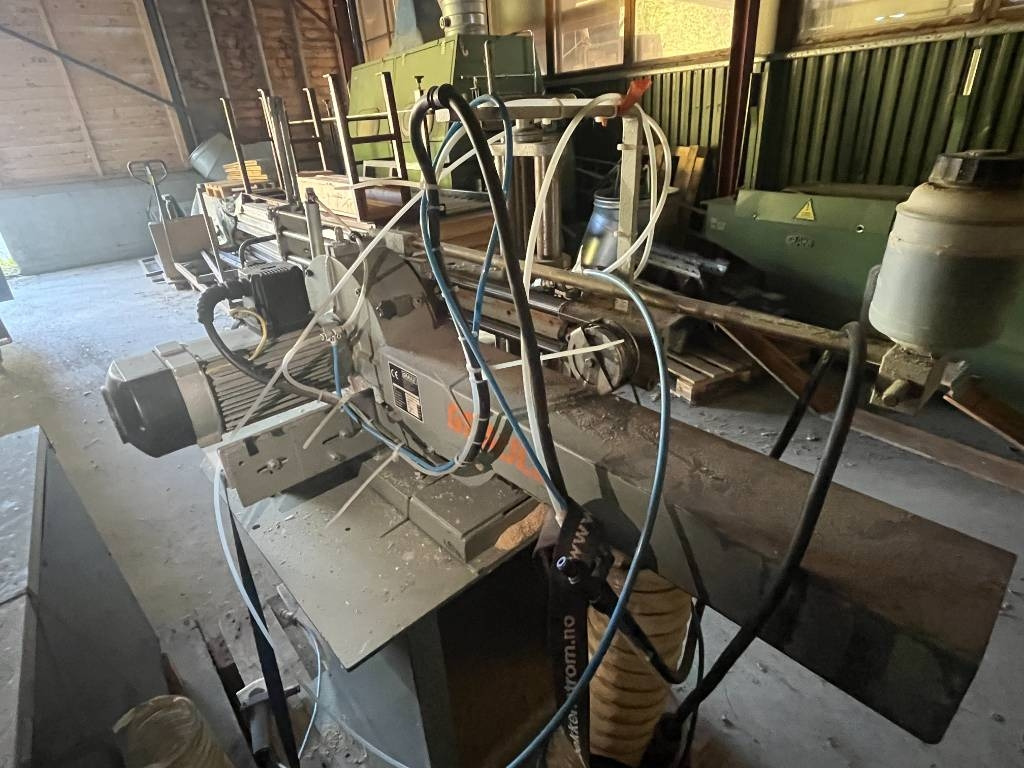 Annet GRAULE QNF Crosscut saw with TigerStop TS 4.8 L Au - Máquina herramienta: foto 1 Annet GRAULE QNF Crosscut saw with TigerStop TS 4.8 L Au - Máquina herramienta: foto 1