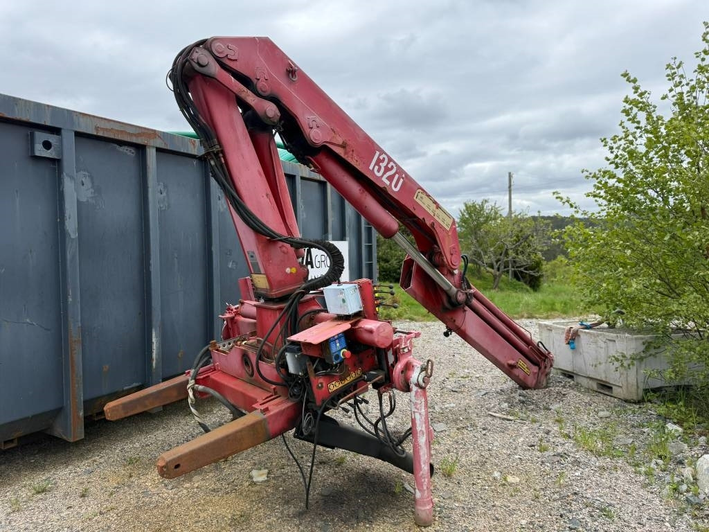 HMF 1323 K4D kran 13tm - Grúa para camión: foto 1 HMF 1323 K4D kran 13tm - Grúa para camión: foto 1